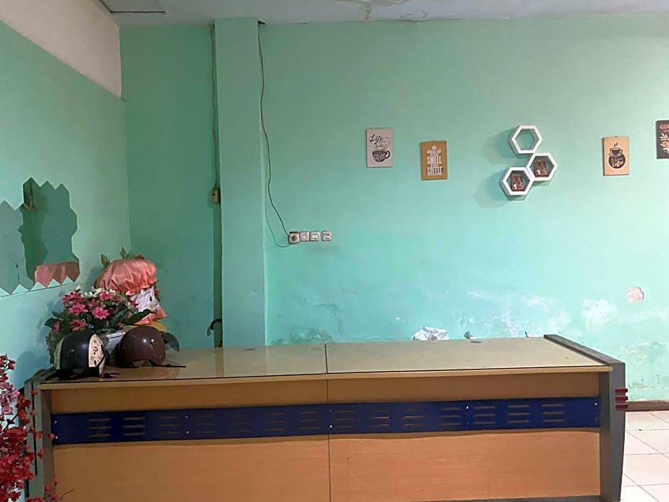 RedDoorz near Terminal Dangerakko Palopo