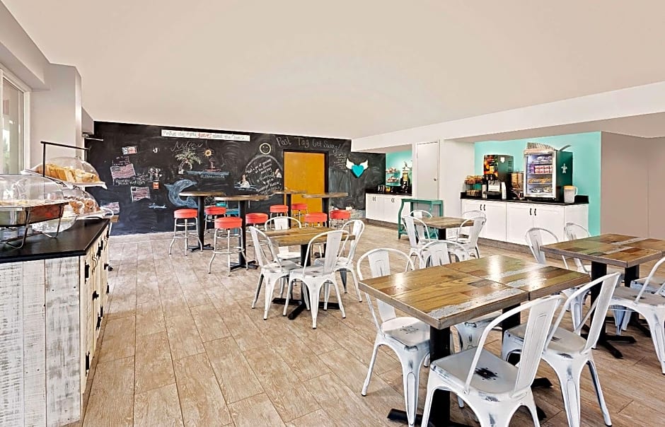 Surf & Sand Hotel