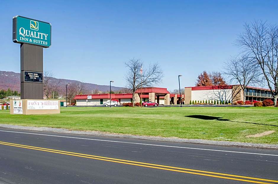 Quality Inn & Suites Burnham
