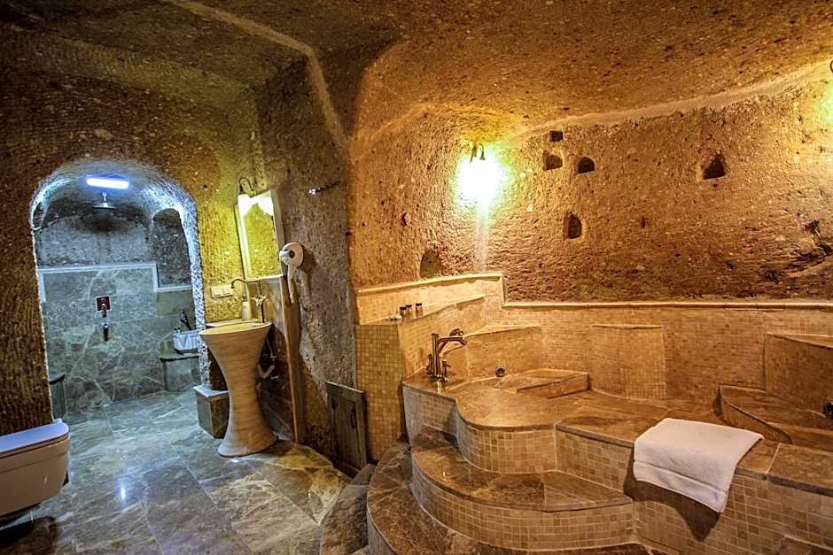 Heaven Cave House - Razziya Evi