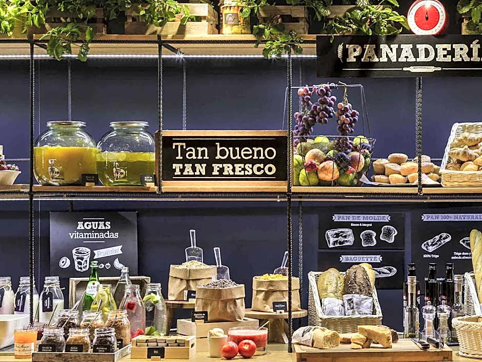 Ibis Granada