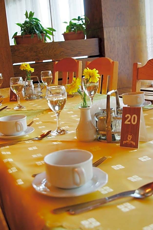 Hotel***NAT Piwniczna Zdrój