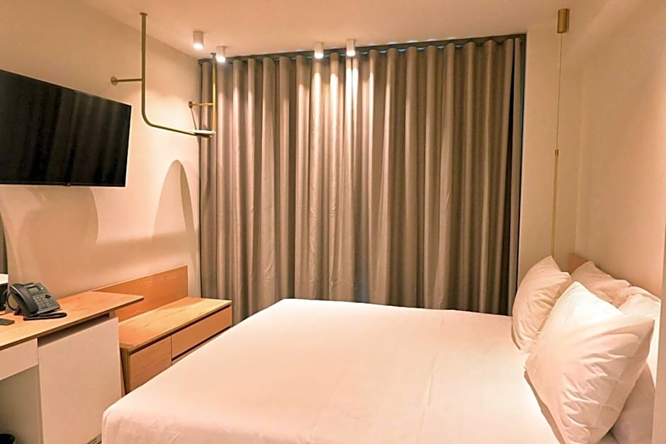 Balance Accommodation