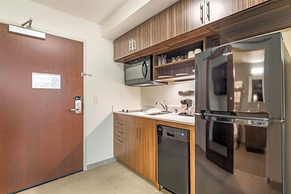 MainStay Suites Lancaster Dallas South