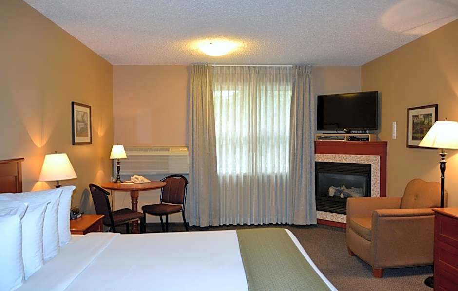 Village Creek Country Inn