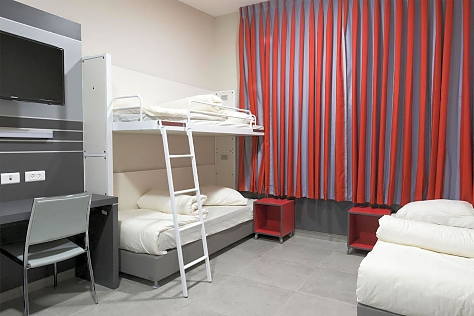 HI - Haifa Hostel