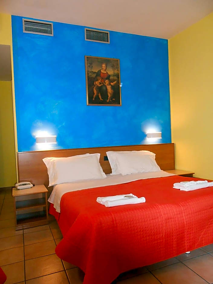 Hotel Pellegrino E Pace