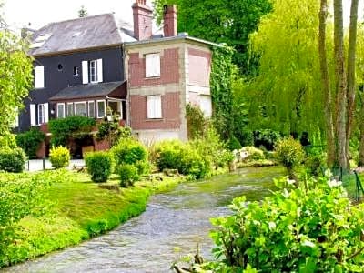Au Fil de l'Eau