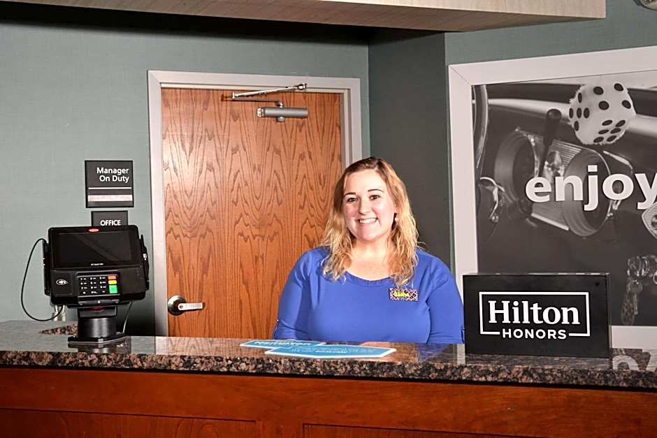 Hampton Inn By Hilton Springfield South