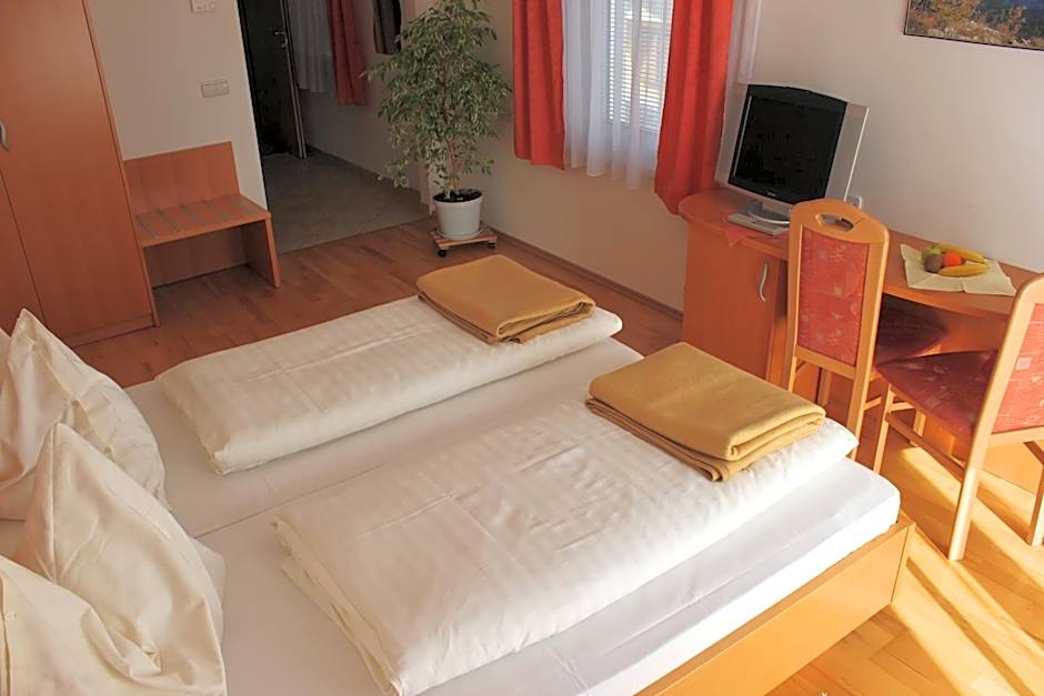 Garni Hotel Villa Tamara