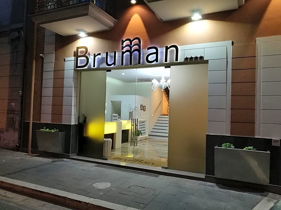 Hotel Bruman