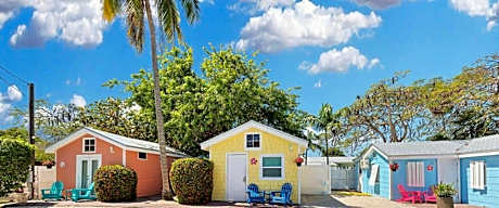 Tropical Cottages