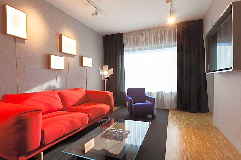 Vienna House by Wyndham Ernst Leitz Wetzlar