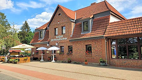 Landhotel & Restaurant Zum Krug im grünen Kranze