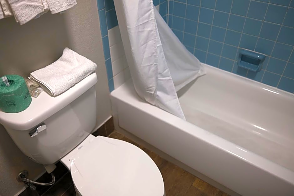 Red Roof Inn Staunton