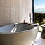 Mauna Kea Beach Hotel, Autograph Collection by Marriott