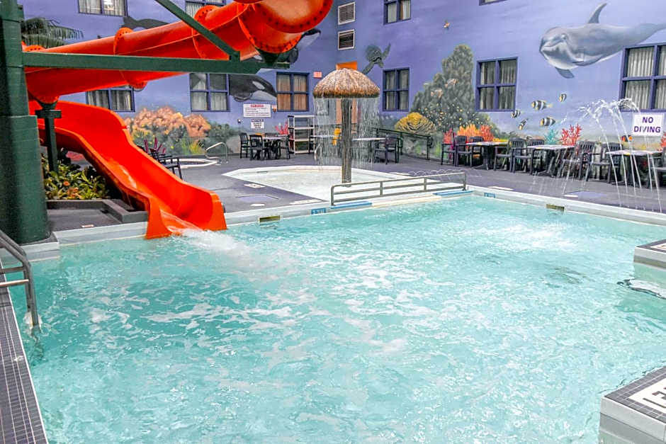 CANAD INNS DESTINATION CENTRE GARDEN CITY