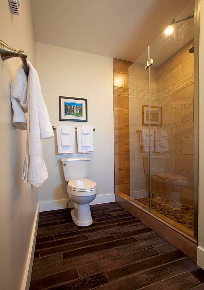 Indian Falls Chalets