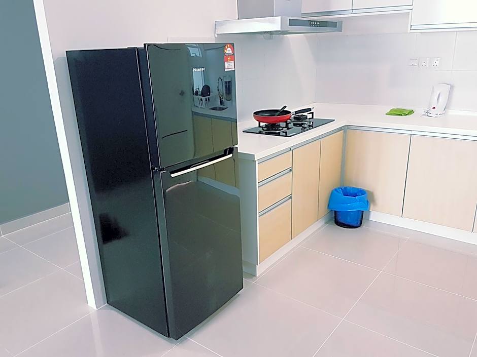 Holi 1Medini Suites Legoland