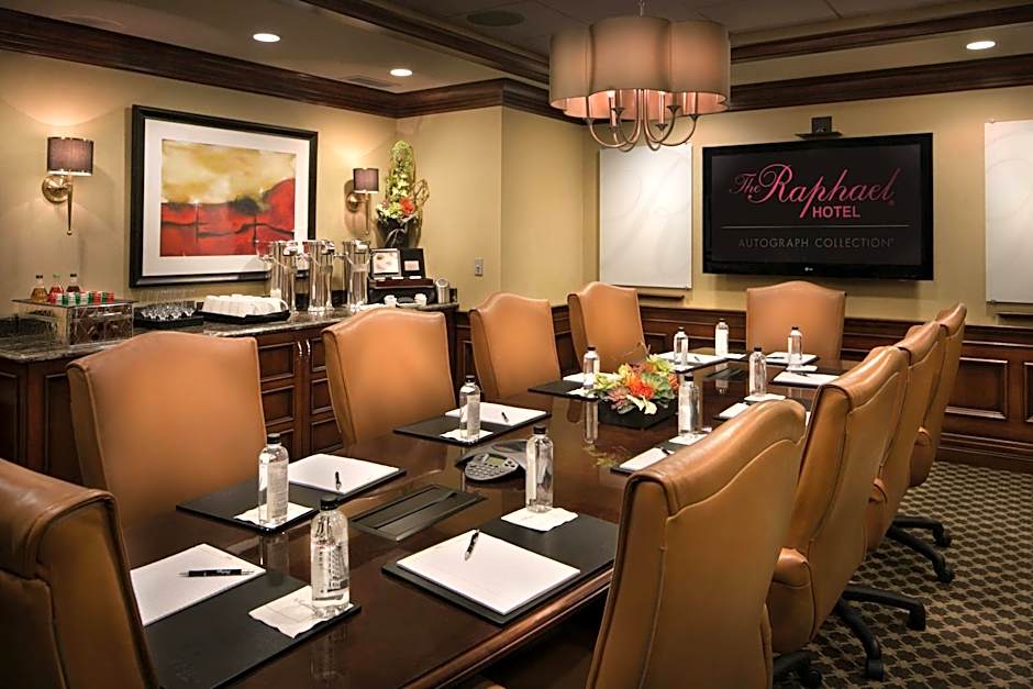 The Raphael Hotel, Autograph Collection by Marriott
