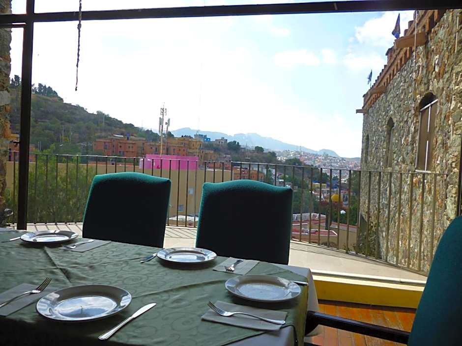 Hotel Castillo de Santa Cecilia