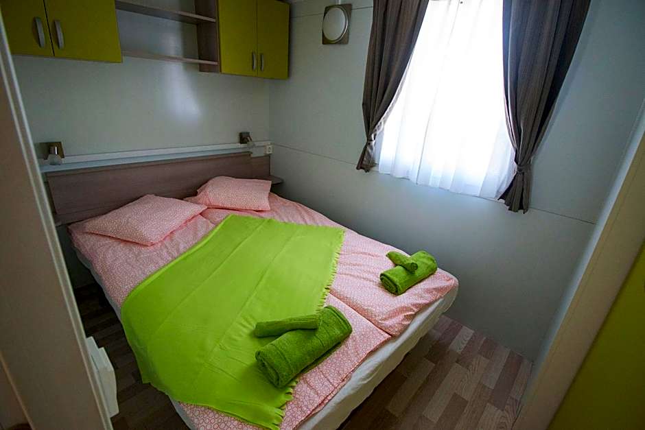 Photo 1 of 37 of Mobile Home