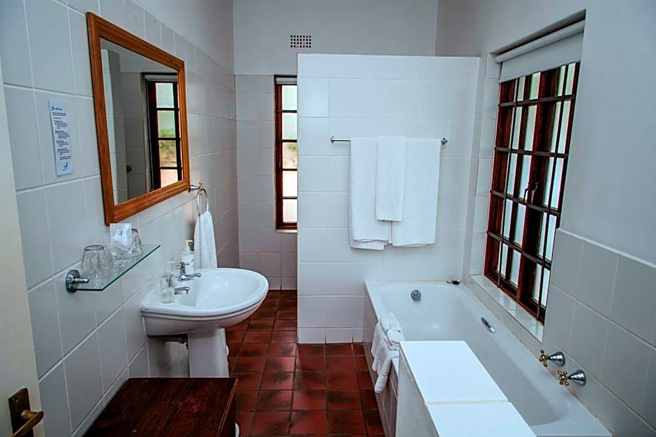 Aan de Oever Guesthouse