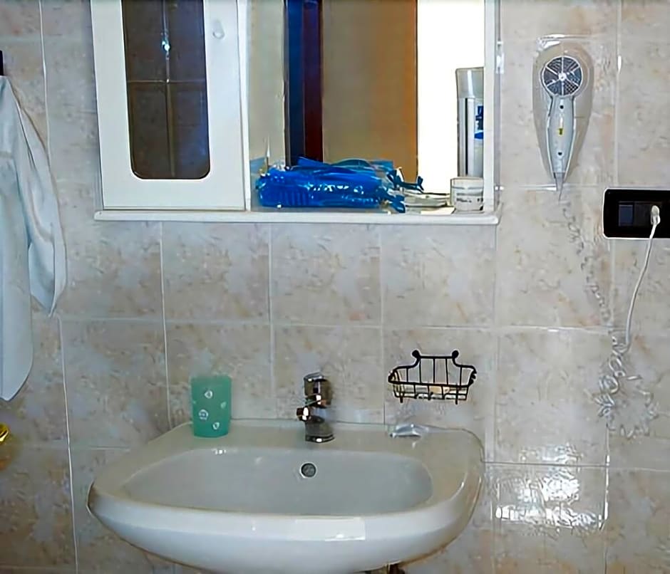 Serafino Liguria Hotel