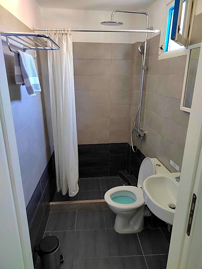 Lianos Hotel Apartments