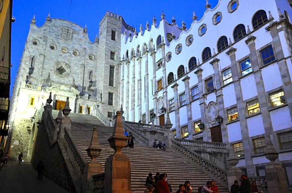 Hotel Casa Virreyes