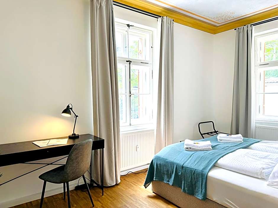 E&K living - design Apartments - SKY-TV - Audi - IN village - free parking