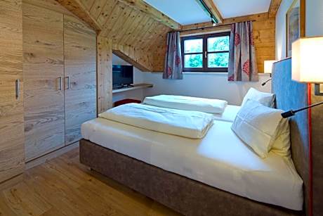 Two-Bedroom Apartment - Annex
