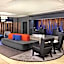Hilton Kansas City Country Club Plaza