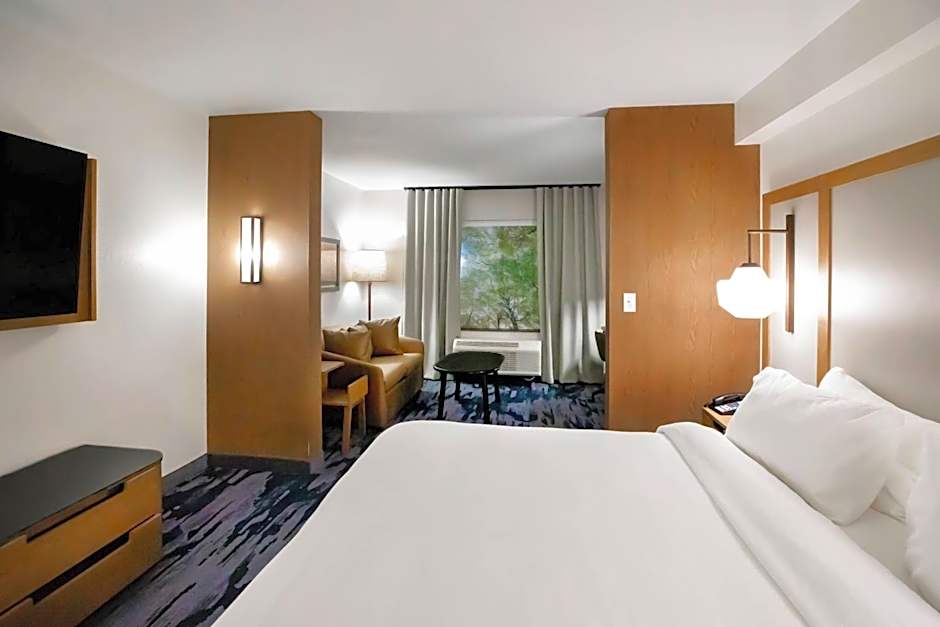 Fairfield by Marriott Inn & Suites Louisville Airport