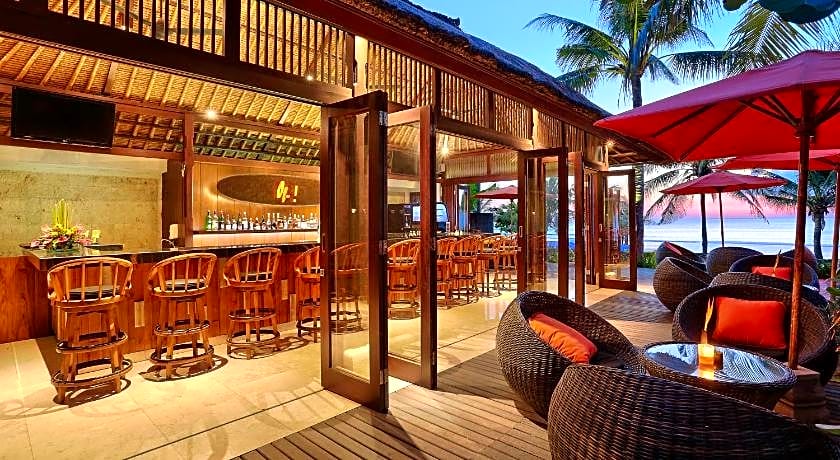 Legian Beach Hotel