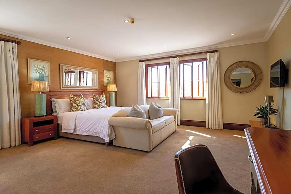Photo 1 of 15 of Suite