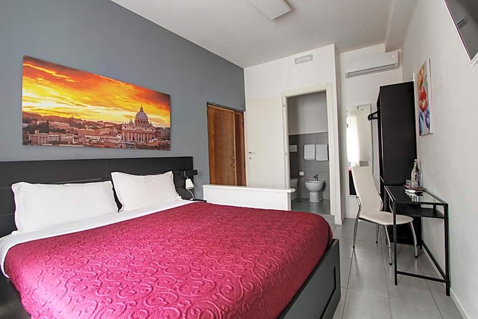 Vatican Central Suites