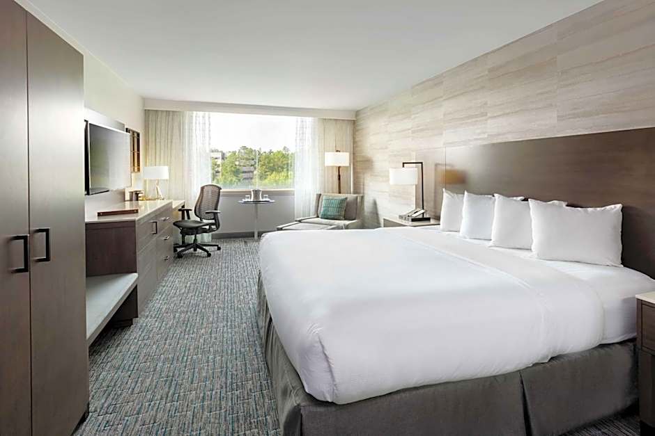 DoubleTree by Hilton Perimeter Park