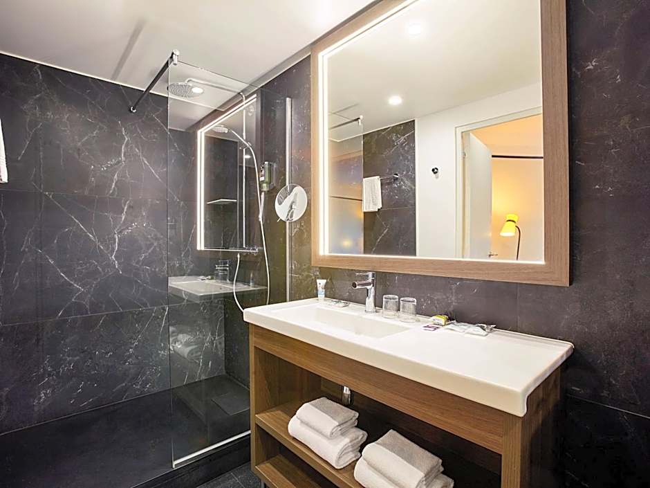 Hotel Mercure Paris Saint-Ouen