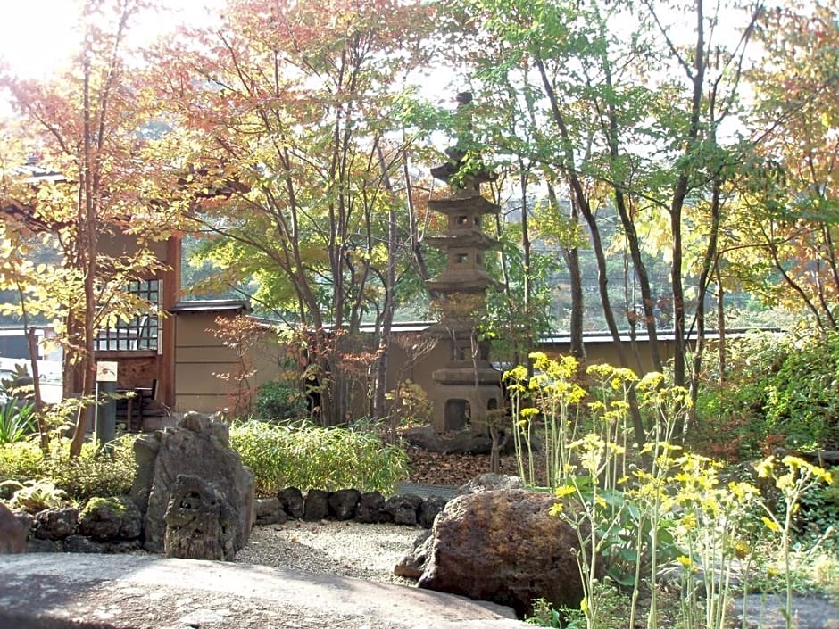 Shibu Hotel