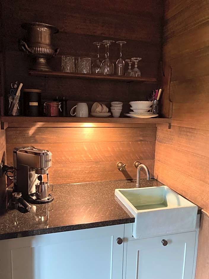 Old Bishop's Quarters