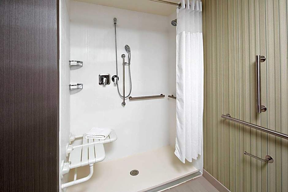 Courtyard by Marriott Knoxville Downtown