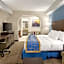 Days Inn & Suites by Wyndham Savannah Midtown