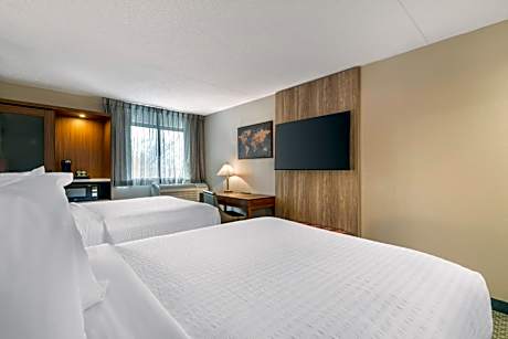 Queen Room with Two Queen Beds - Non-Smoking