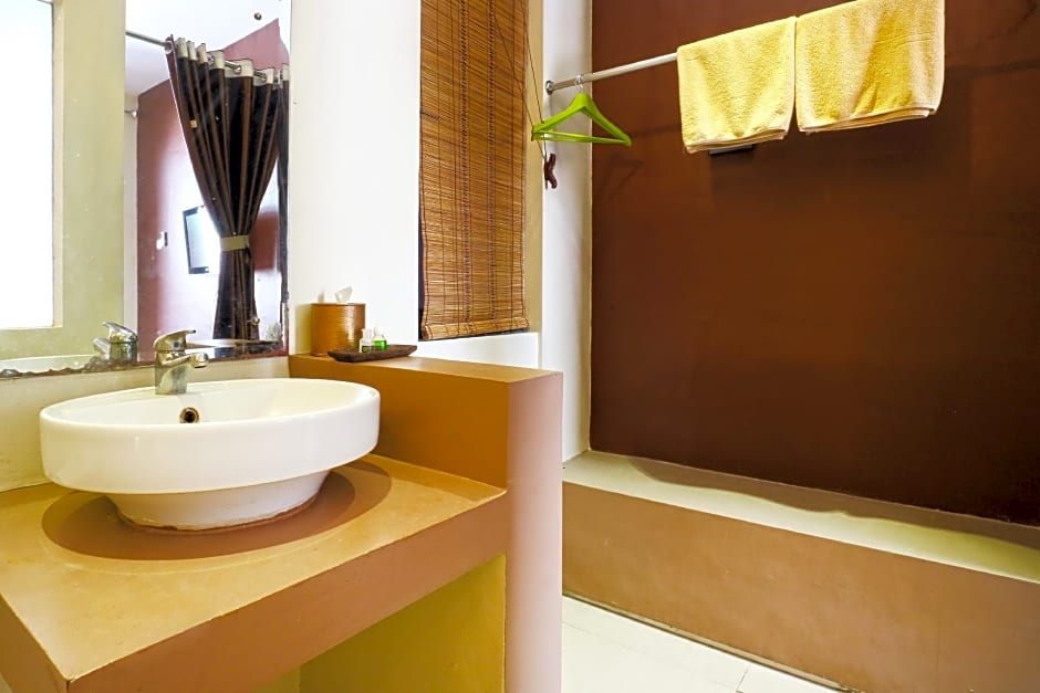 Koi Hotel & Residence