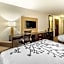 Sleep Inn & Suites Grand Forks Near Alerus Center