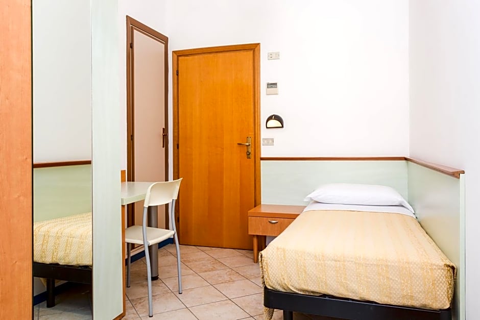 Hotel Parini
