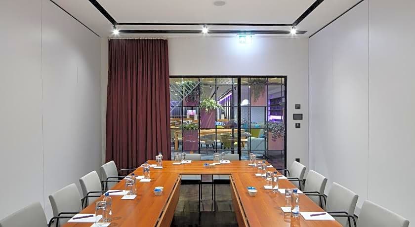 YOTEL Istanbul Airport, City Entrance