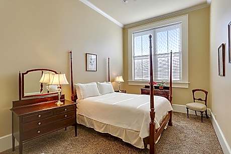 Two-Bedroom Two-Bathroom Suite