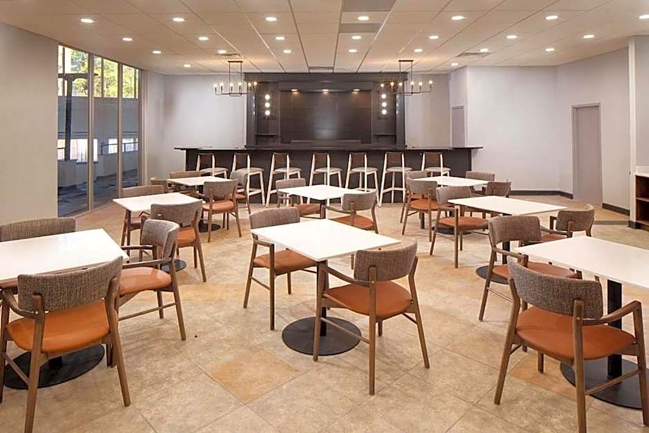 Hawthorn Extended Stay by Wyndham Columbia / Ft. Jackson